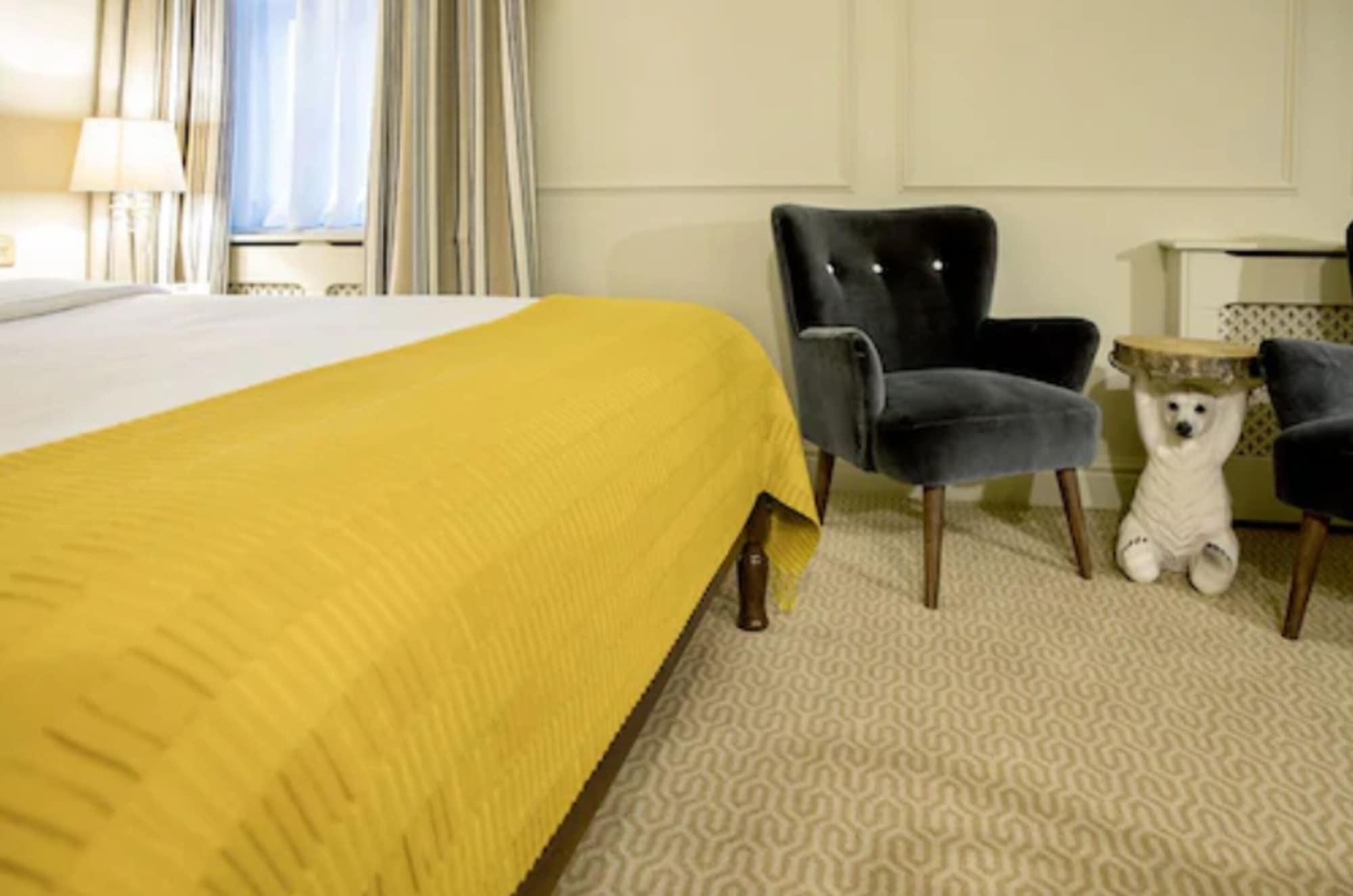 Hotel Cromwell Стивенэйдж Экстерьер фото